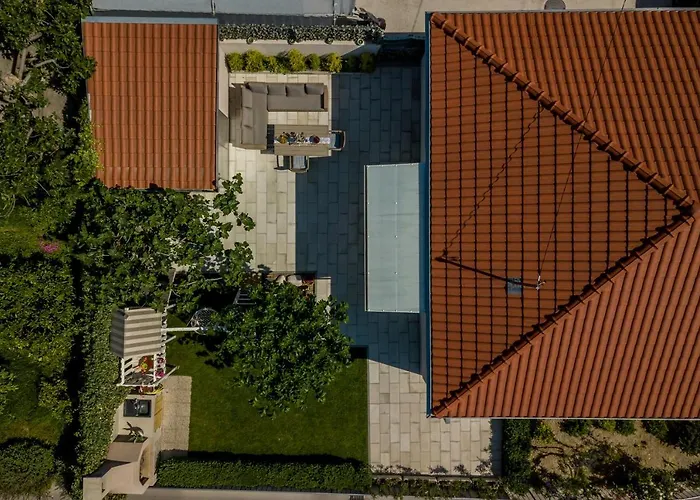 Villa Katess With Heated Pool