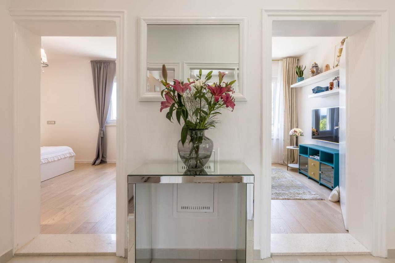 Villa Katess With Heated Pool Split